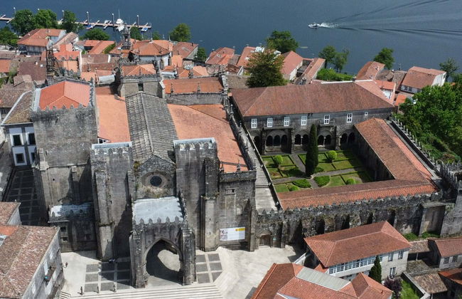 Visite théâtralisée dans Tui - Photo 1