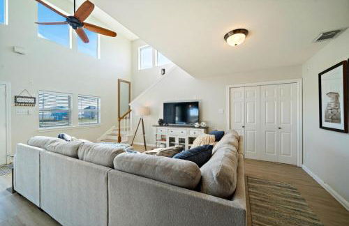 Beach house with large deck and patio - Foto 9