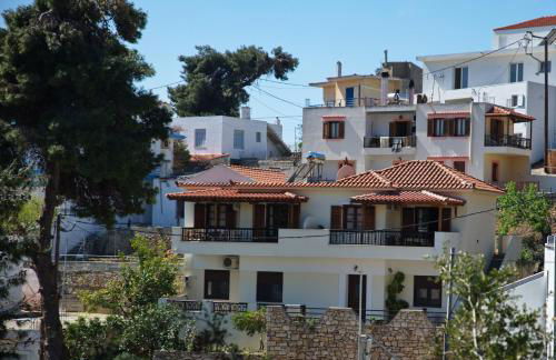 Pefka Apartments - Photo 3