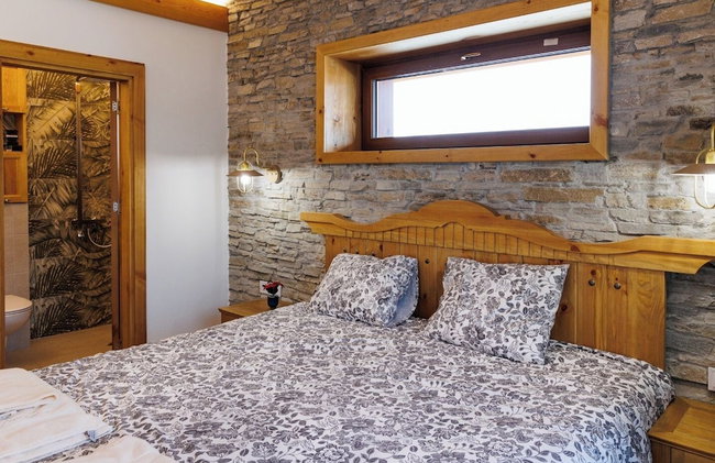 Villa Raphael near Pirin Golf Resort - Photo 11
