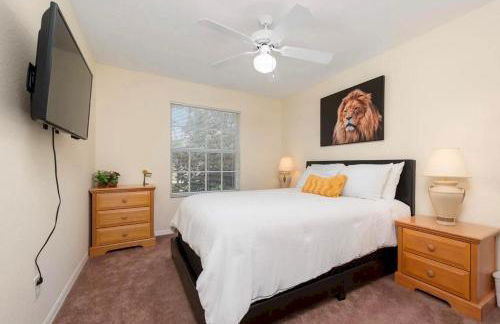 Grand Panoramic 5BR Pool Home near Disney Parks - Foto 16