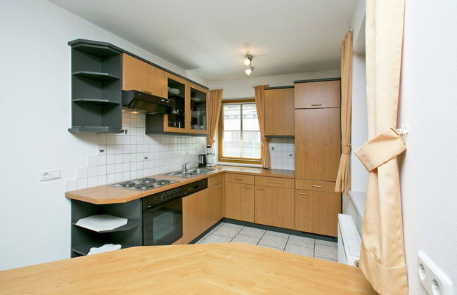 Apartment in Langenfeld Near Ski Slopes - Photo 8