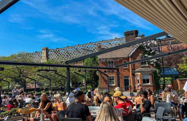 Stunning city centre flat with a terrace - Foto 49