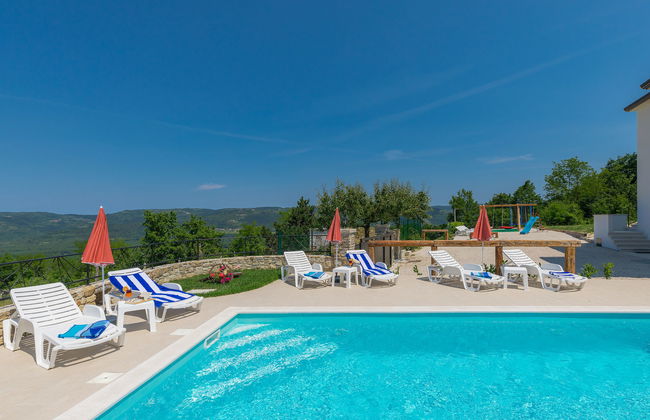 Montebello - Photo 20