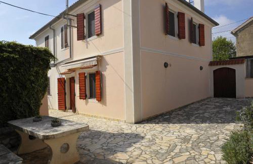 The House Aunt Regina - Foto 37