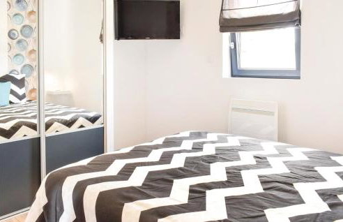 Gorgeous Home In Créances With Wifi - Foto 25