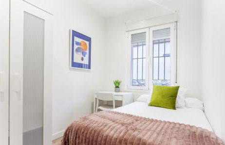 Universidad en Madrid - Photo 61