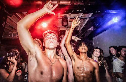 Lewis Apartment 3 Well located Northern Quarter sleeps Upto 8 - Photo 16