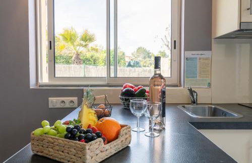 Le Bastidon, charmant studio 2 pers avec vue mer, idéalement situé - Foto 10