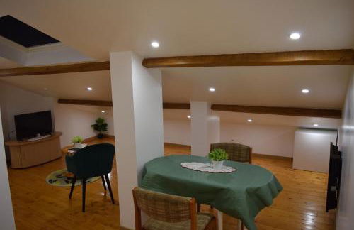 Appartement La JOIE dans quartier chic - Photo 33