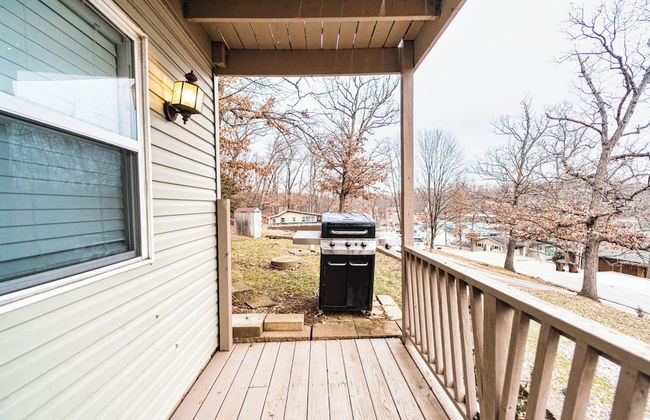 Osage Beach Getaway Lake Views Pet Friendly! - Photo 43