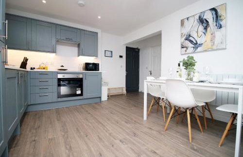 Casa di pietra - Cardiff City centre apartment with patio, Free private parking - Foto 10