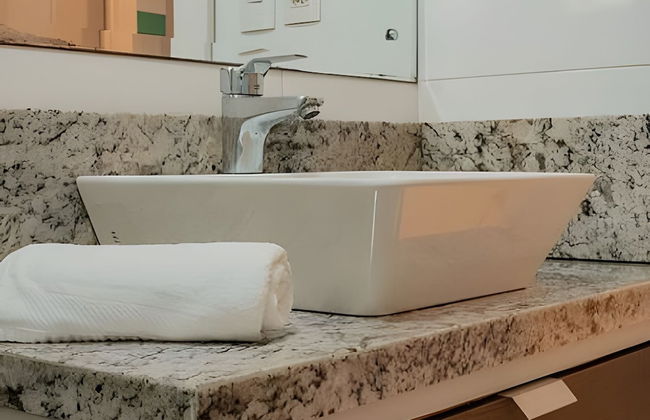 Casa com piscina 5 suites 1 quarto e AC - Photo 19