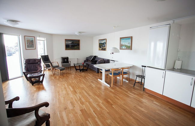 Large Apartment With Fabulous View Of Tórshavn - Photo 9