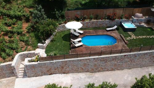 Ampelos Cretan Villa - Private Pool & Heated Ozone Jacuzzi - Foto 3