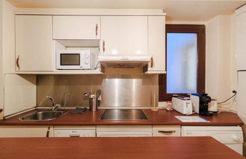 Balcón con luz natural - Photo 13