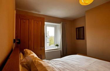 Cosy Central Buxton Terraced House - Photo 21