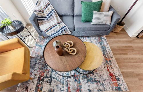 Fancy Irvine Apartment | Shopping + Dining - Foto 20