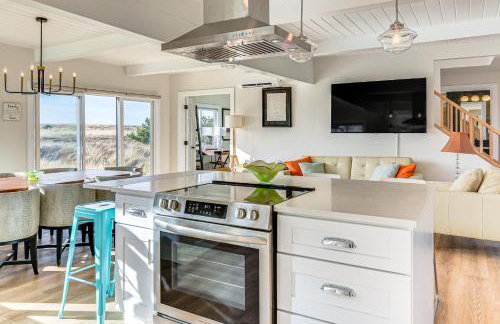 3-Acre Oceanfront Home Game Room and Fire Pit! - Foto 8