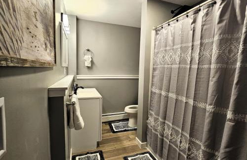 Stylish Guest Suite - Close to Orono and Bangor! - Foto 8