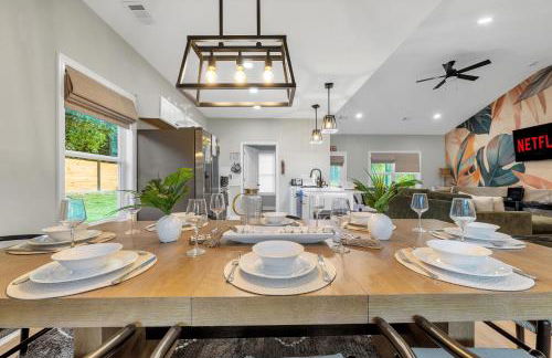 Brand New Cozy FirePit Home Near Fort Moore - Foto 10