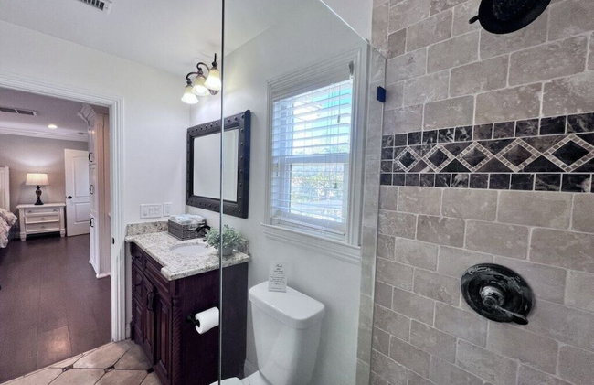 Fabulous 6 Bedroom , 4 Bath Pool W/jacuzzi Home - Foto 27