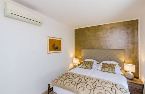 Villa Dolores Apartments - Photo 64