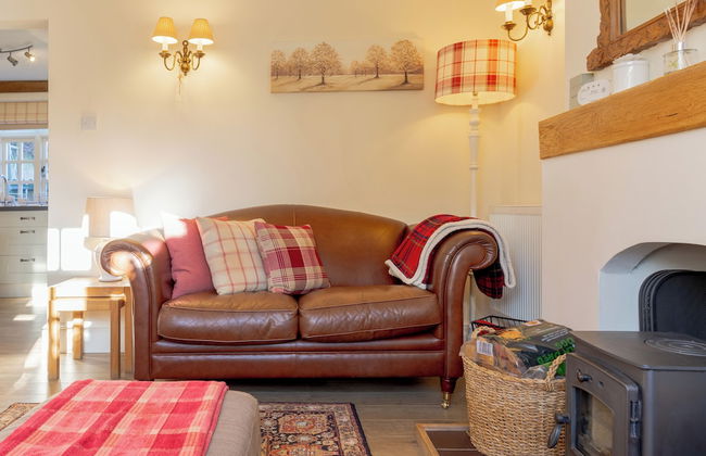 Jasmine Cottage-2BD in Heart of Bourton - Photo 35