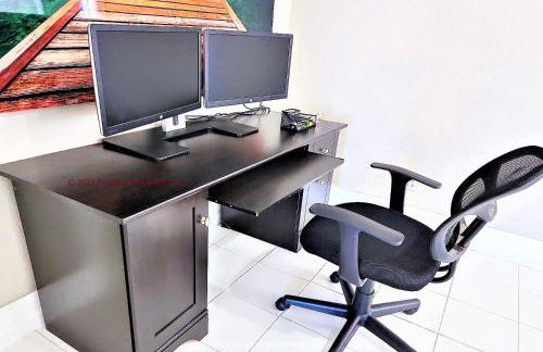 Furnished Home for Traveling Nurses, Corporate Stay Mid-Term Galveston-only 10Min to UTMB-7 Min to Cruise Port-1 Block to Beach Pleasure Pier- Large 3Bed-2Bath-7 Beds-CasaAzul 2605B - Foto 32