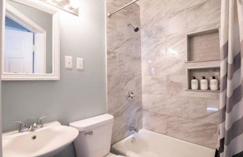 THE CORNER COTTAGE - Contemporary 2BD in Peoria - Foto 5