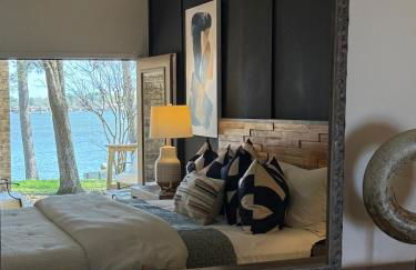 Ultimate Lake Resort Xtravaganza - Luxury - Waterfront - Boathouse - Sleeps 18 - Photo 23