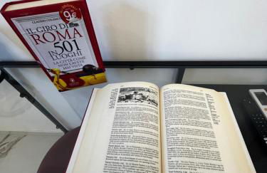 Escape to the Eternal City Vatican Stay - Foto 20