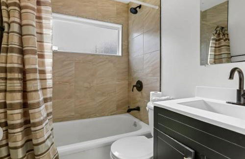 Housepitality - The Southern Orchards Cottage - Photo 10