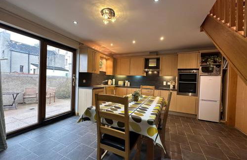 Marina House North and Marina House South - Photo 1