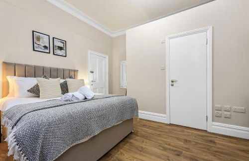 Cozy Sunlit Studio with Kitchenette - Foto 15