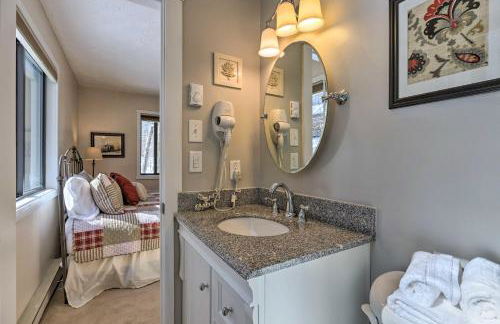 Bright Wintergreen Resort Home Deck and Grill! - Foto 26