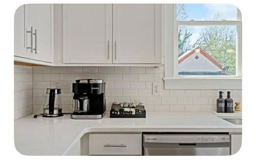 Brand New 3 Bed 3 Bath Modern Home in Downtown - Foto 10