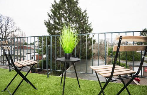 Artful Stay for 4 - Photo 10