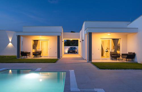 Venti apartments with swimming pool and private parking - Photo 2
