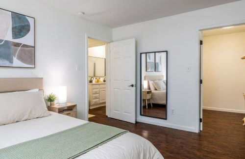 Cozy Duplex w King Bed 2 Full - Foto 26