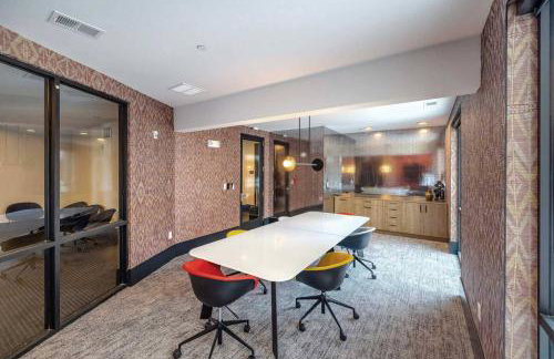 Birmingham Luxury Apt, near everything - Photo 41