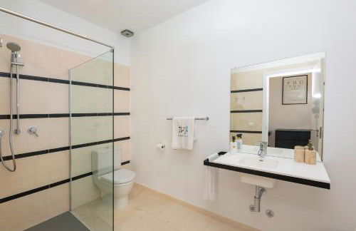 Ibiza Town Modern Villa Sleeps 10 - Photo 42