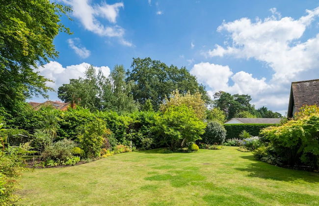 Magnolia Lodge - 4 Beds Fabulous Garden Parking - Foto 31