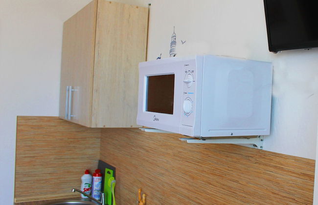 Apartments on Prospekt Dzerzhinskogo 238 - Photo 12