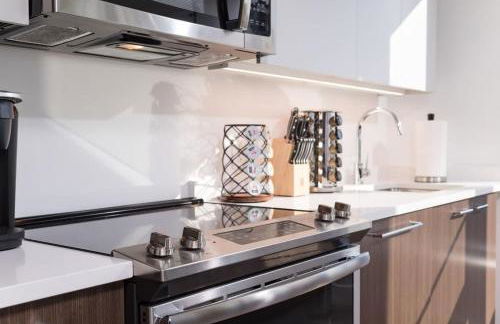 Central Space to Balance Life Work Play 7 Sleeps - Photo 13