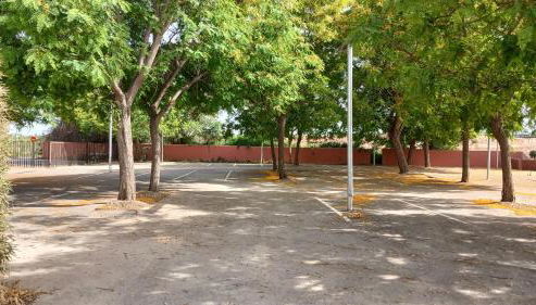 Amazing suite by the fair - Photo 3