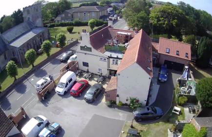 Saracens Head above the pub near Chaple st Leonards - Foto 57