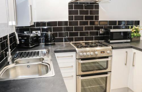 Willow Lodge - Photo 4