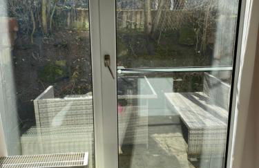 Schöne moderne renovierte Einliegerwohnung mit Terrasse - Foto 3