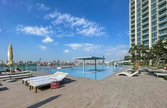 Aya - Elegant 1BR Apartment With Balcony and Creek Views - Photo 27